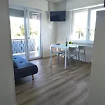 3f Immobiliare * Πεσκιέρα ντελ Γκάρντα